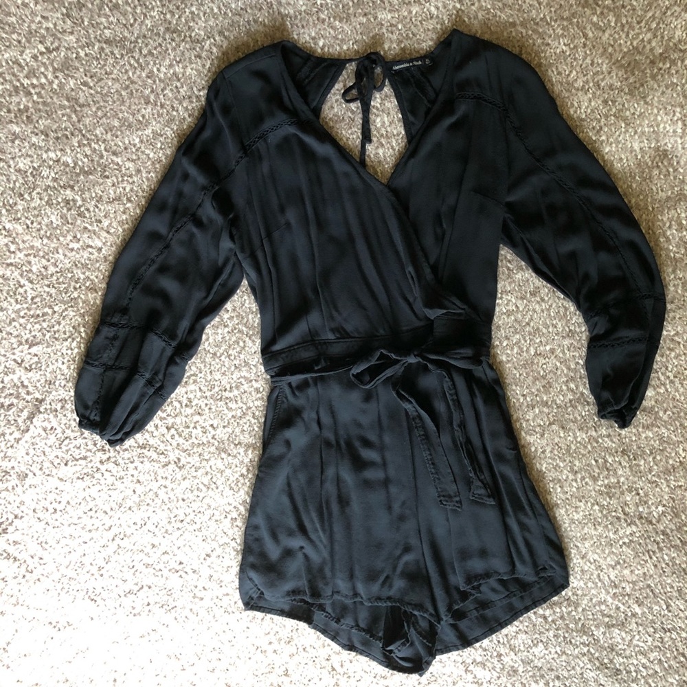 Black A&F romper